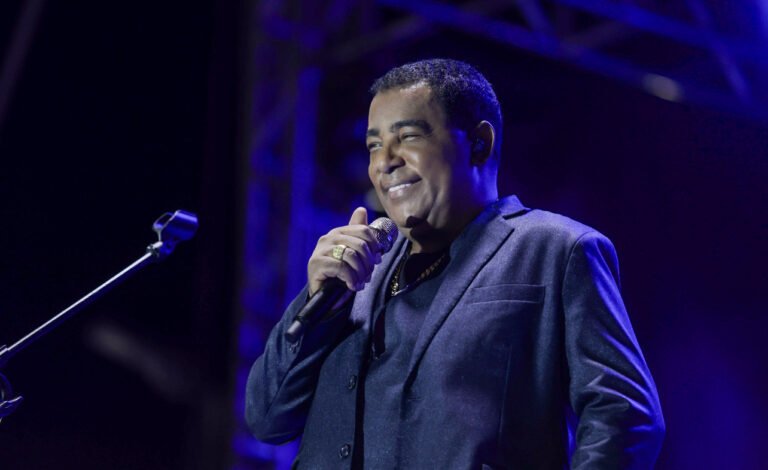 Raça Negra abre vendas para show especial de Dia dos Namorados em São Paulo